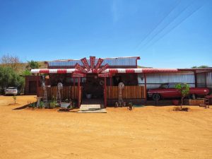 Rooi Kar Farmstall